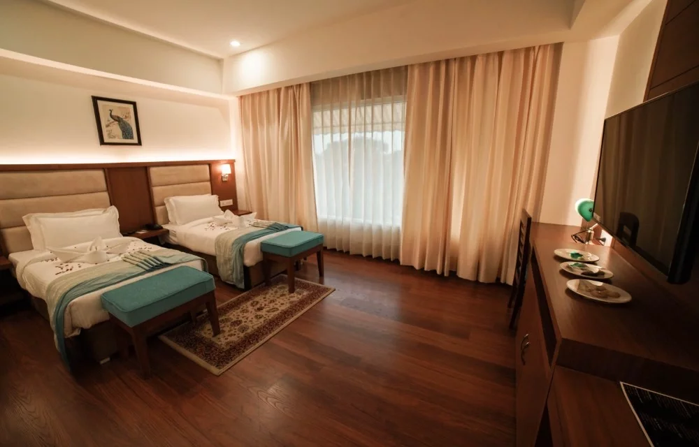 Executive Twin Room with Balcony & City View